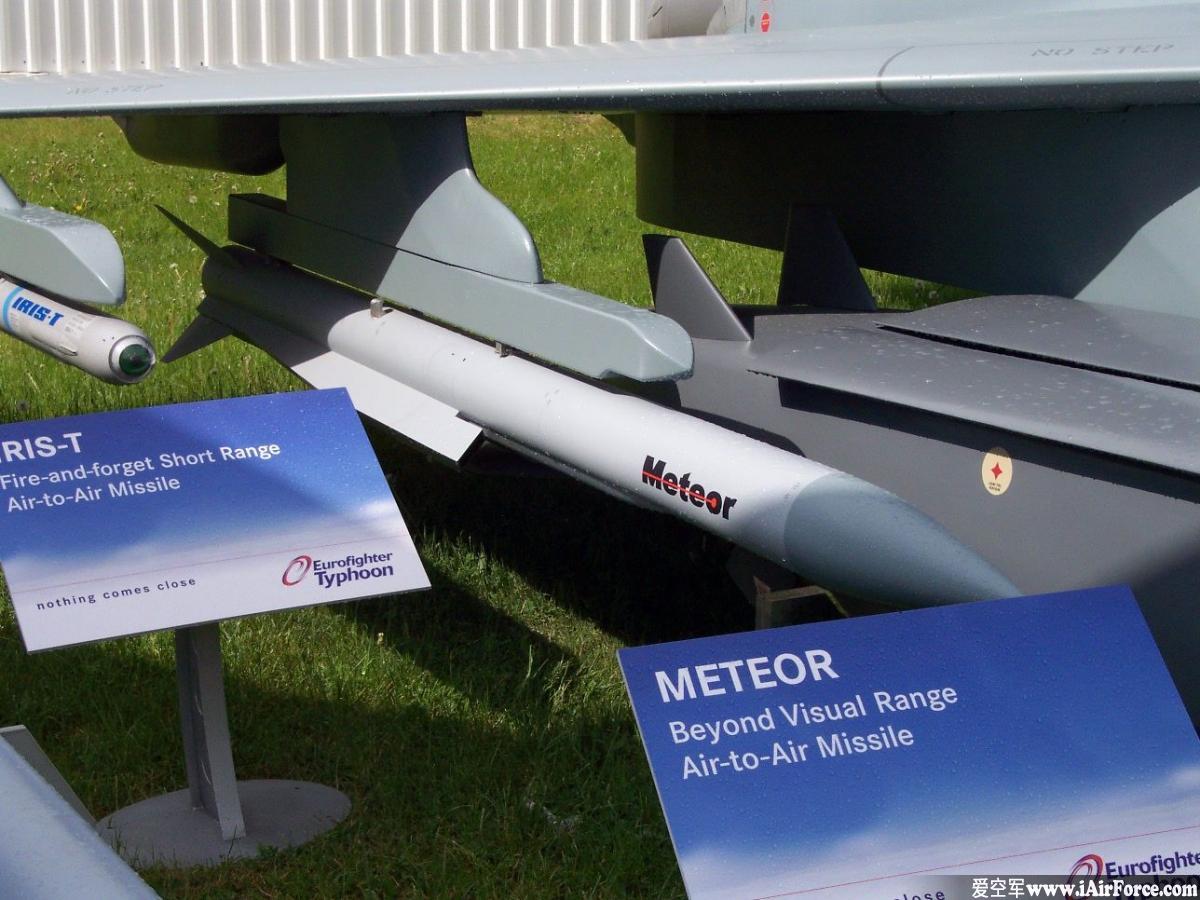 阵风战斗机 流星导弹 （MBDA Meteor）（视距外空对空导弹—将可使用）